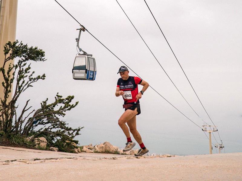 Colaboramos en la Calamorro Skyrace 2026 con una Fan Zone en la cima
